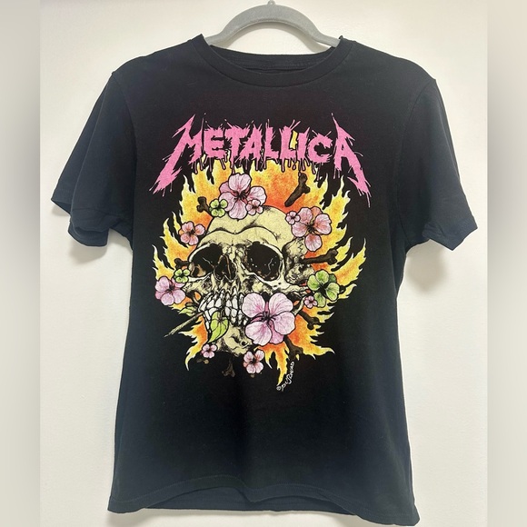 Vintage Style Metallica Graphic T Shirt - Picture 2 of 3
